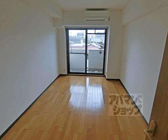 【プレサンス京都二条城前】間取