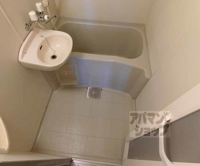 【プレサンス京都二条城前】間取