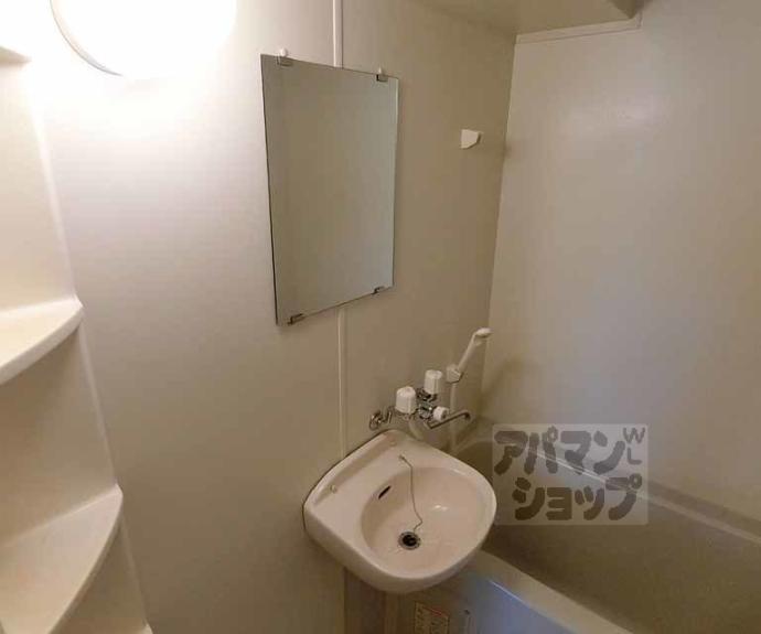 【プレサンス京都二条城前】間取