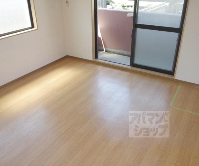 【PARK SIDE 秀泉】間取