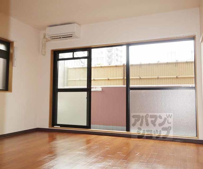 【ＰＡＲＫ　ＳＩＤＥ　秀泉】間取