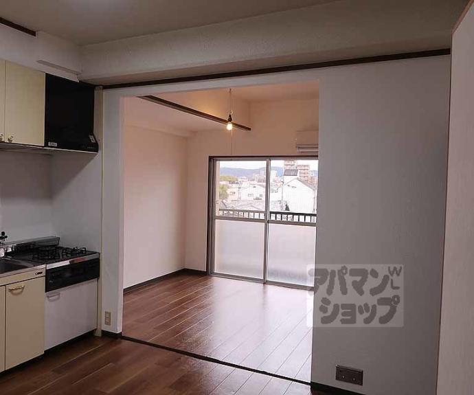 【西大路ハイツ】間取