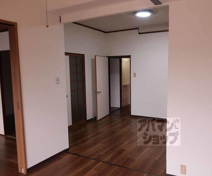 【西大路ハイツ】間取