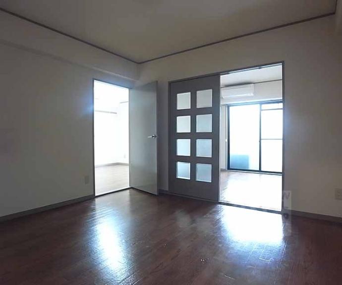 【第８パールハイツ安井】