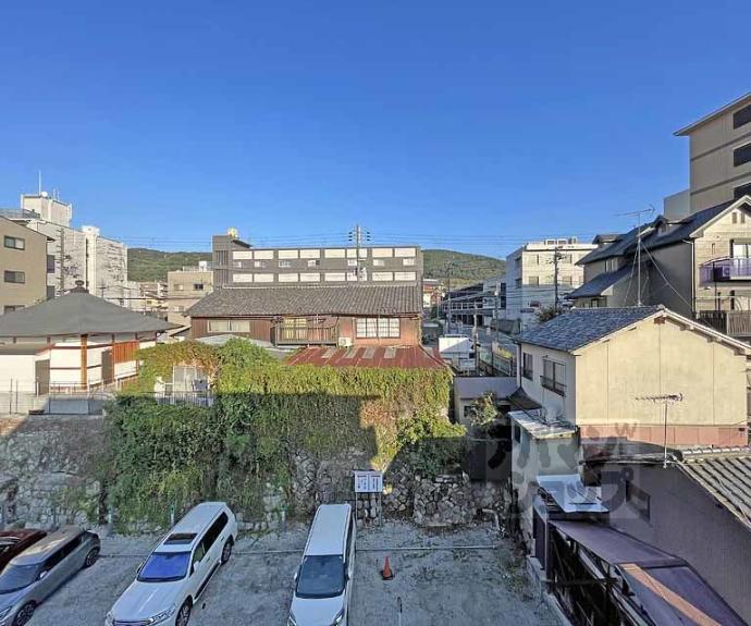 【ドミール東山】間取