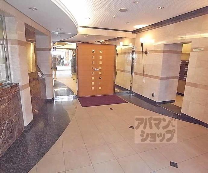 【アパガーデンスクエア四条烏丸】間取