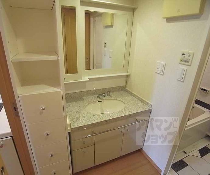 【アパガーデンスクエア四条烏丸】間取