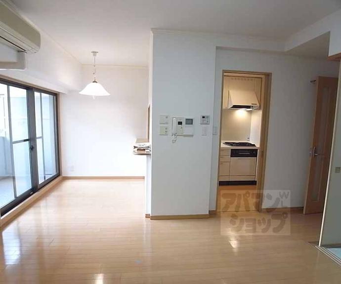 【アパガーデンスクエア四条烏丸】間取