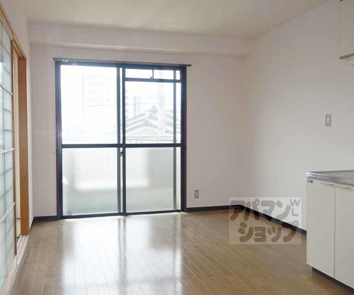 【ＧＡＲＮＥＴ　ＲＥＳＩＤＥＮＣＥ　西大路】間取