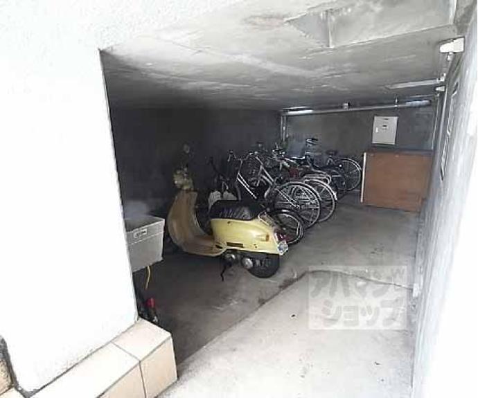 【アクエルド仁王門】