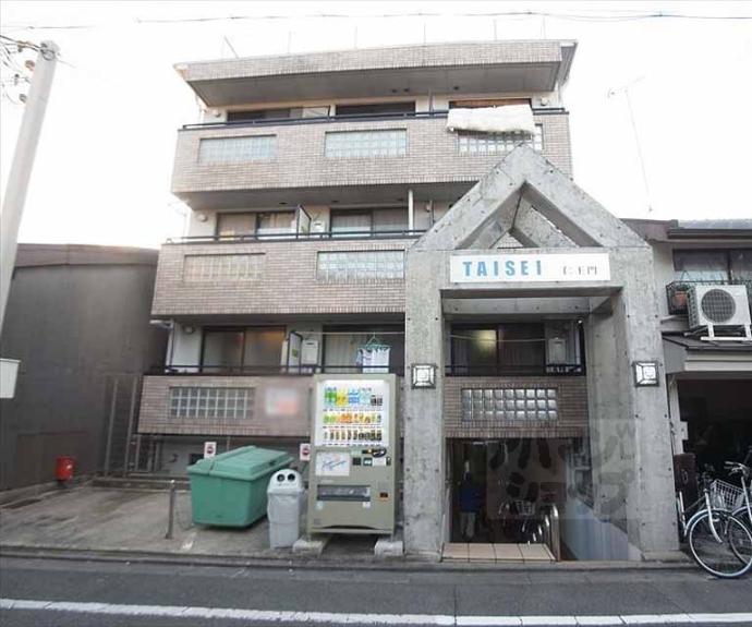 【アクエルド仁王門】