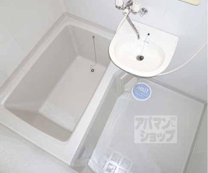 【プティ・ベルク室町】間取