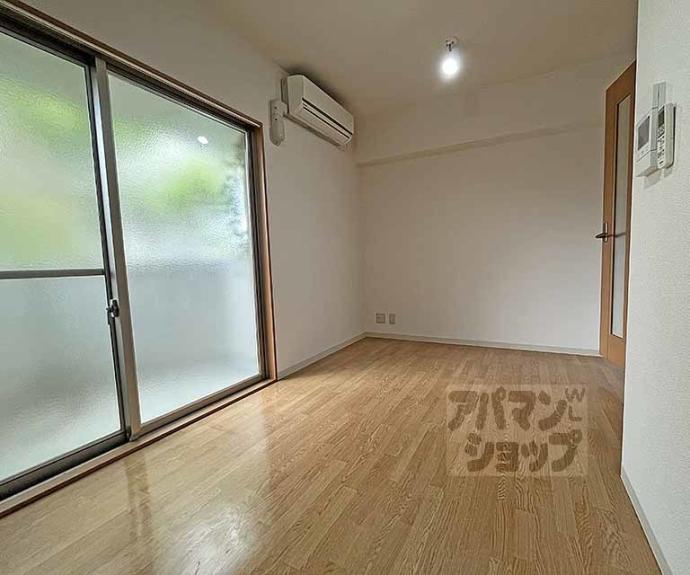 【カーサ大和大路】間取