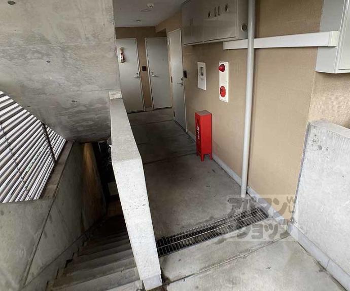【カーサ大和大路】間取