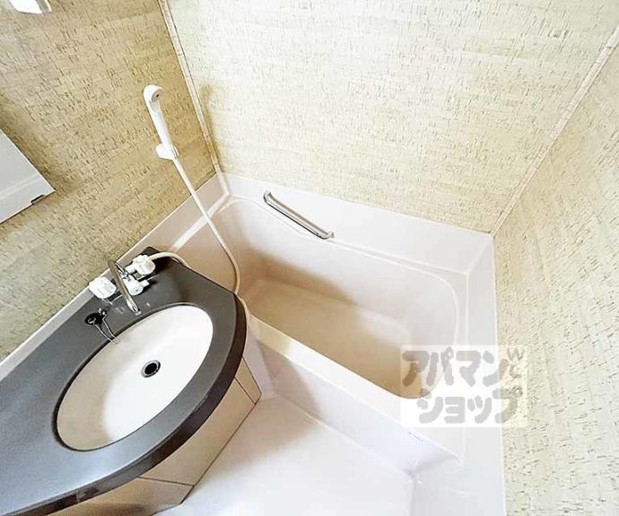 【ライオンズマンション京都烏丸】間取