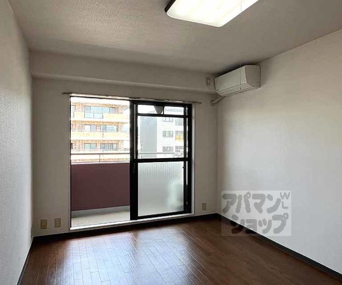 【ライオンズマンション京都烏丸】間取
