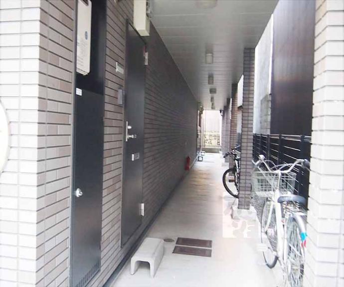 【アンプルールブワ下梅屋】間取