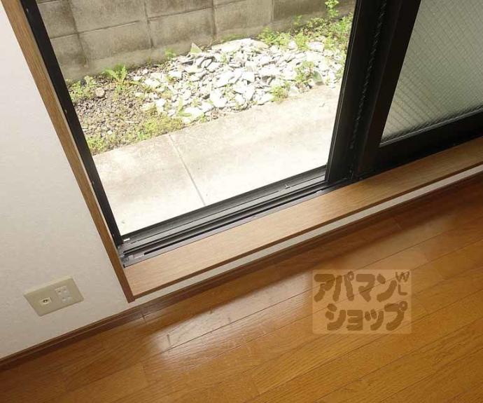 【アンプルール　ブワ　下梅屋】間取
