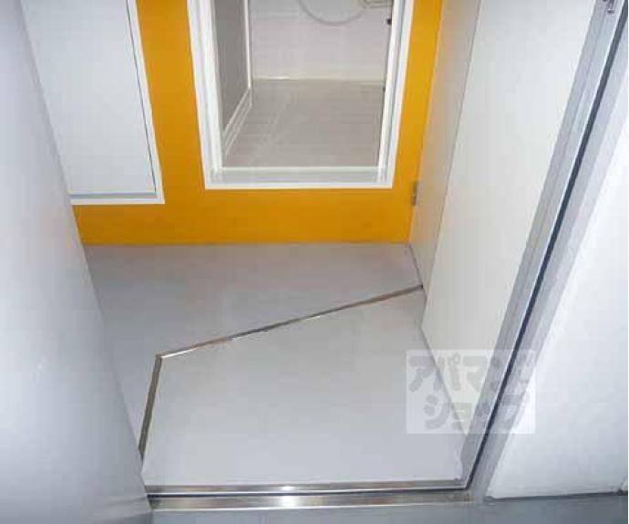 【ＫＡＷＡＲＡＭＡＣＨＩ　ＰＬＡＣＥ】間取