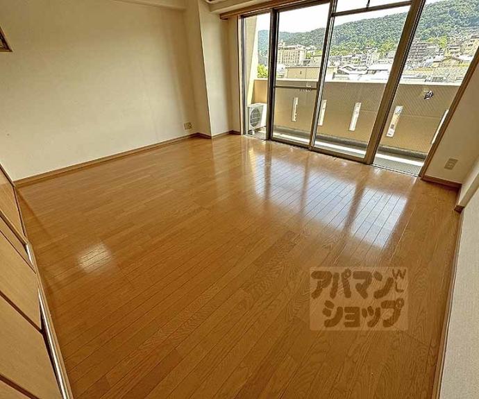 【リバーサイド四条縄手】間取