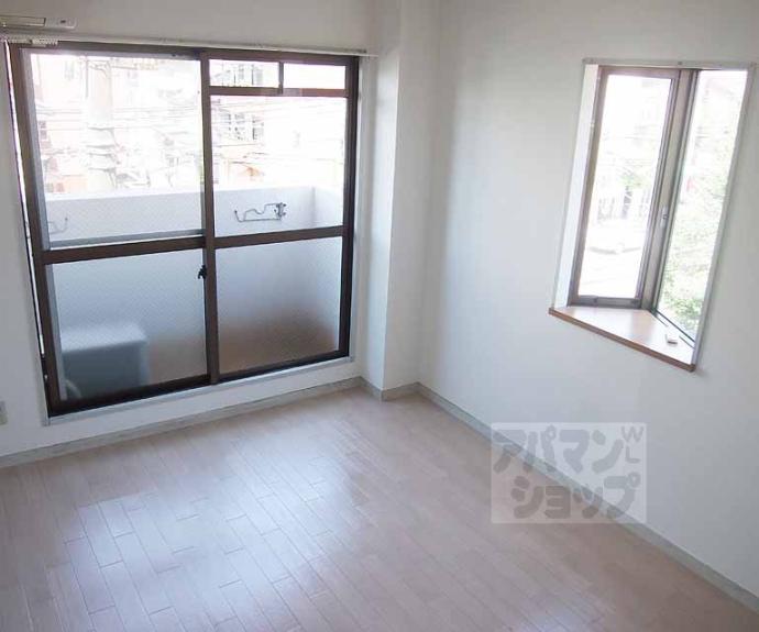 【メゾンリブゴージョ】間取