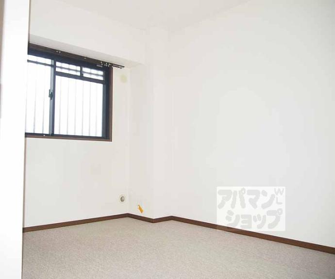 【グラン・コート洛陽】間取