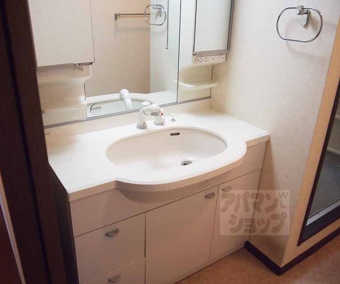 【グラン・コート洛陽】間取