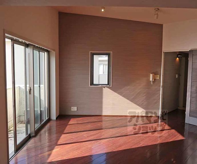 【ＰＡＲＫ　ＨＩＬＬＳ　ＯＹＡＫＥ　Ｖｉｌｌａ　３】間取