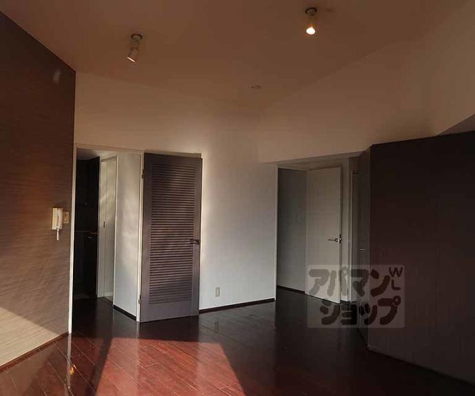 【ＰＡＲＫ　ＨＩＬＬＳ　ＯＹＡＫＥ　Ｖｉｌｌａ　３】間取