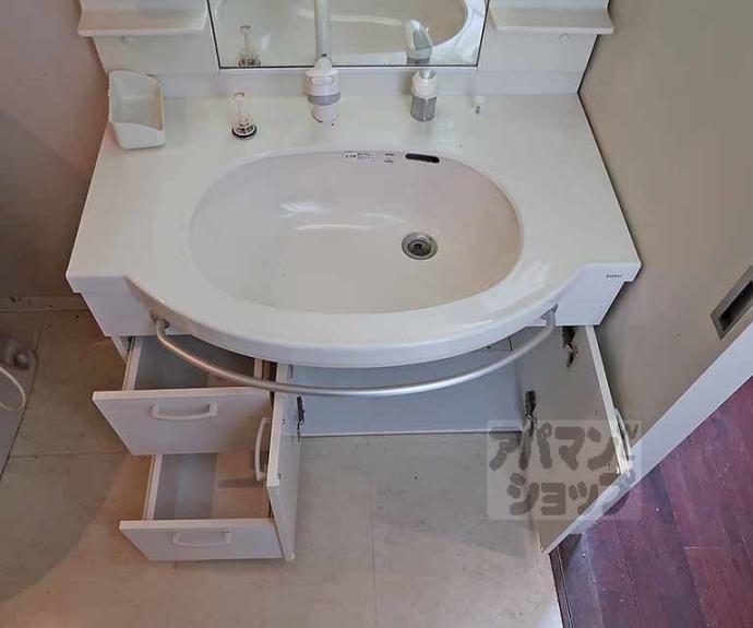 【ＰＡＲＫ　ＨＩＬＬＳ　ＯＹＡＫＥ　Ｖｉｌｌａ　３】間取