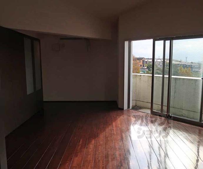 【ＰＡＲＫ　ＨＩＬＬＳ　ＯＹＡＫＥ　Ｖｉｌｌａ　３】間取