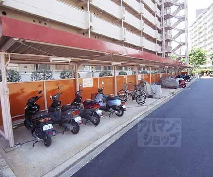 【向島ニュータウン　３街区　Ｂ棟】間取