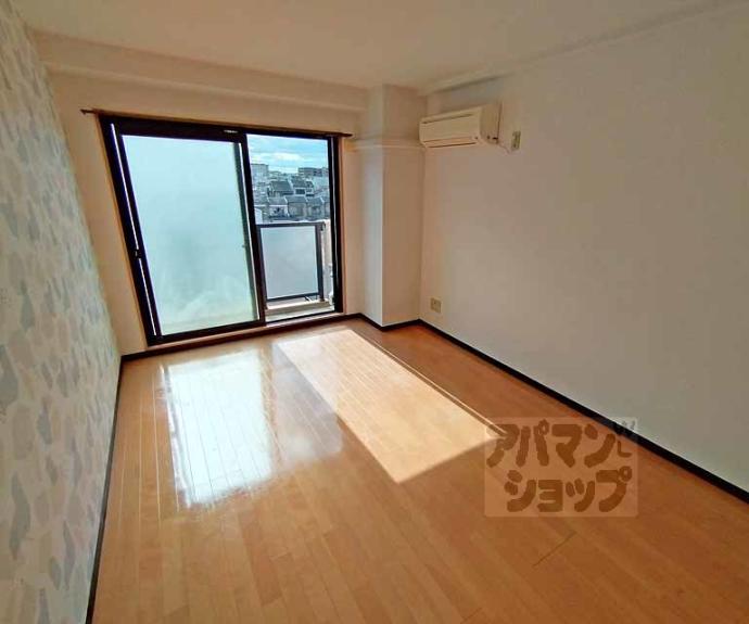 【ドムスタレイア】間取