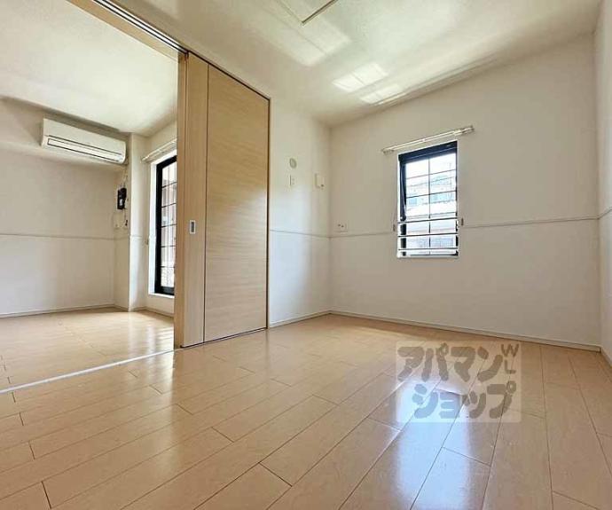 【フォレスタ　１】間取