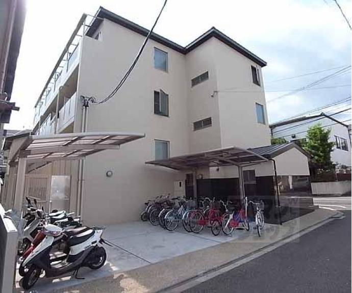 【サクシード深草】間取