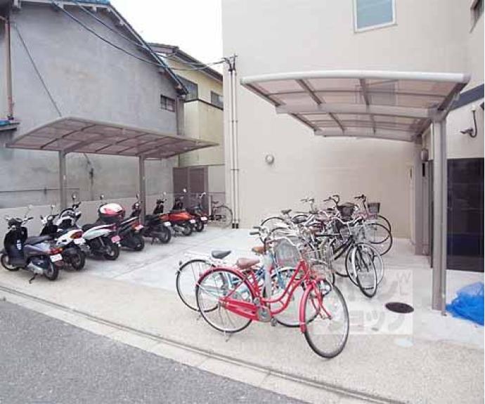 【サクシード深草】間取