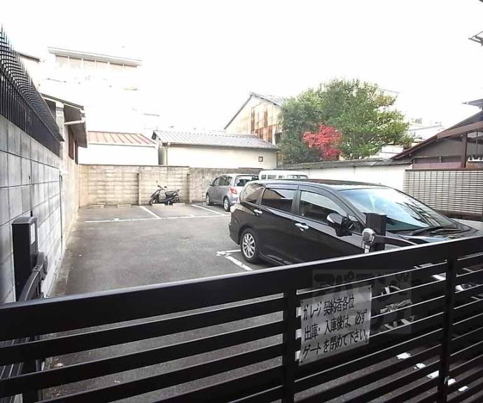 【ポケットコート頭町】間取