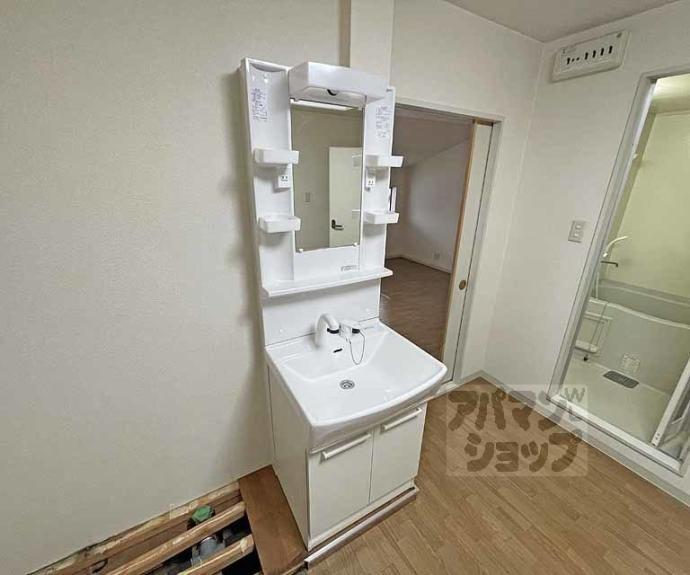 【ポケットコート頭町】間取