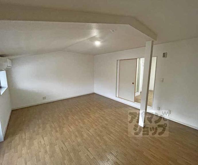 【ポケットコート頭町】間取