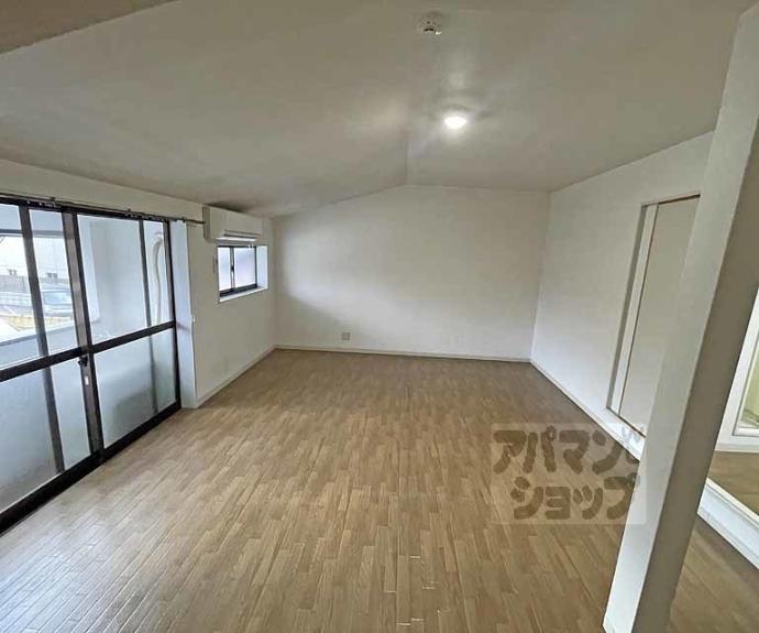 【ポケットコート頭町】間取