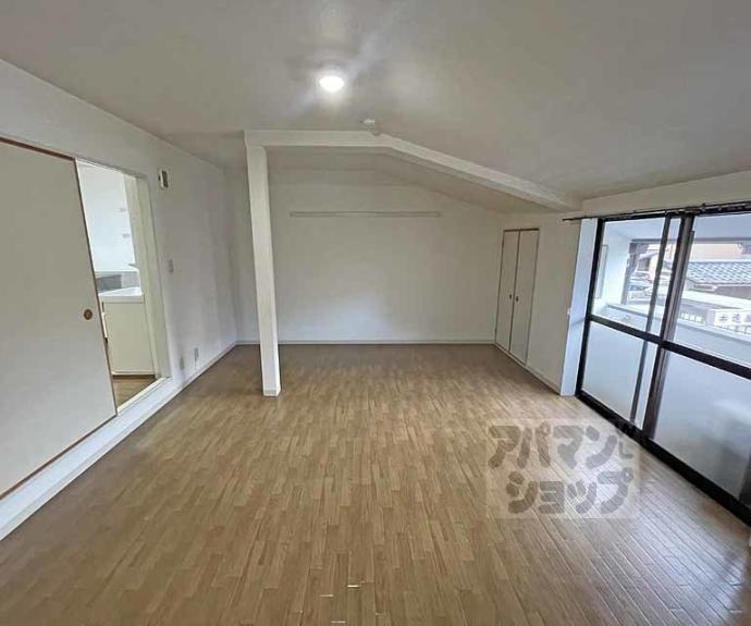 【ポケットコート頭町】間取