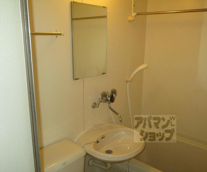 【西賀茂ロイヤルリバーマンション】間取