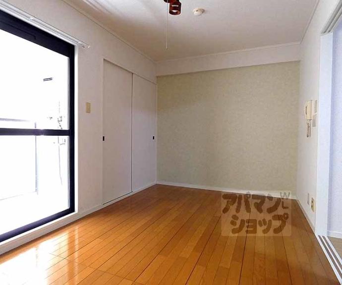 【西賀茂ロイヤルリバーマンション】間取