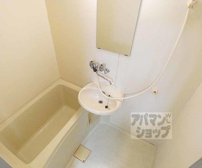 【西賀茂ロイヤルリバーマンション】間取