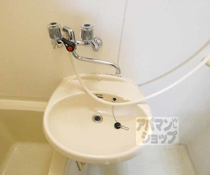 【西賀茂ロイヤルリバーマンション】間取