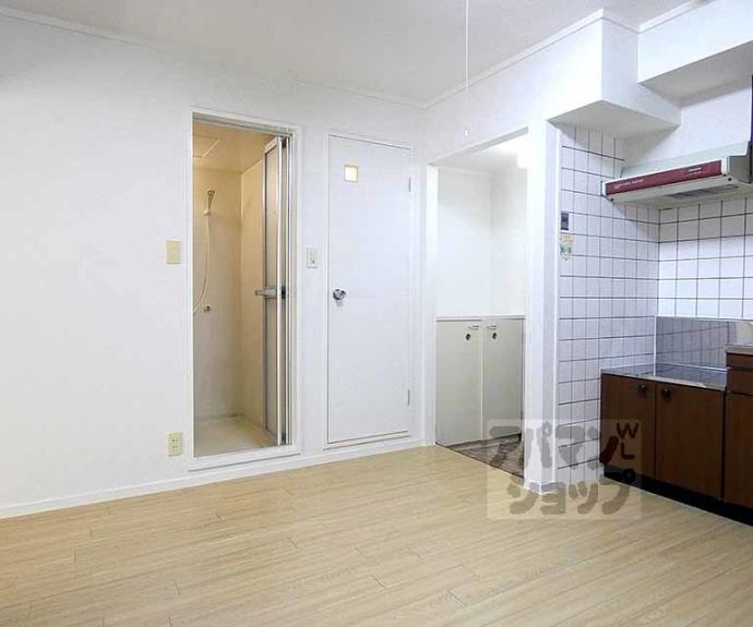 【西賀茂ロイヤルリバーマンション】間取