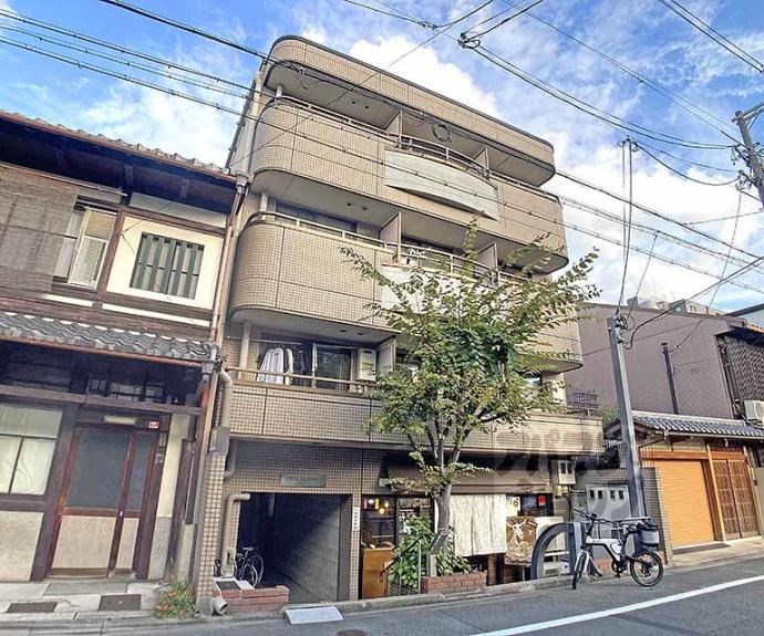 【ドゥエル辻本】間取