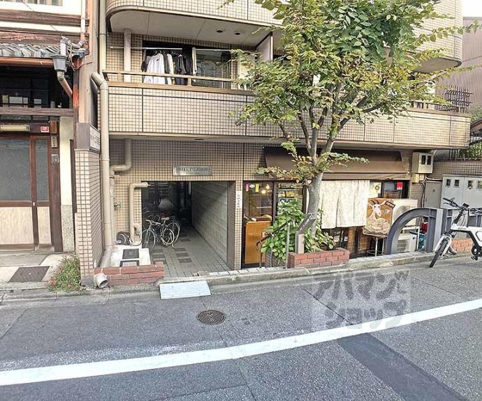 【ドゥエル辻本】間取