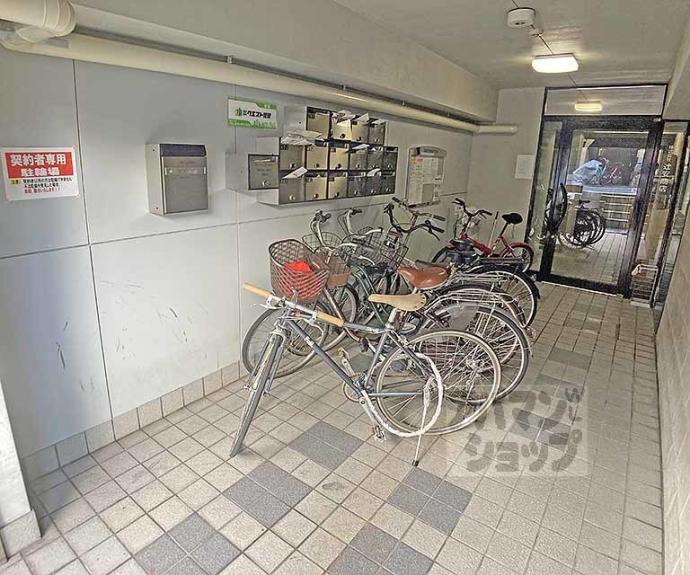 【ドゥエル辻本】間取