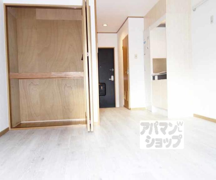 【イーストアベニュー】間取